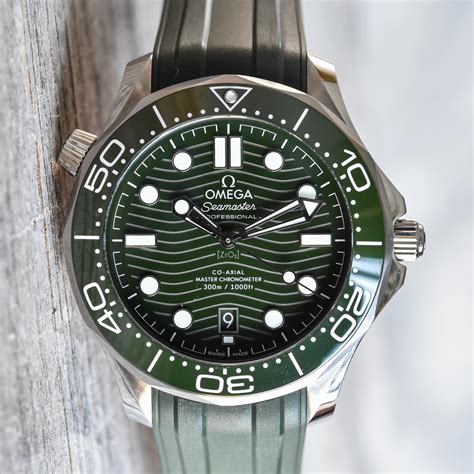 omega seamaster diver 300m green